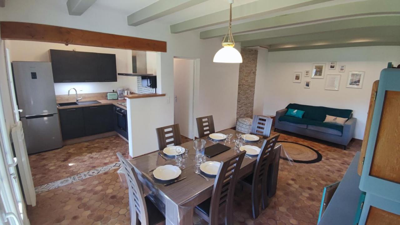 סן-ג'ורג'-דולרו Maison A 8 Min A Pied De La Plage Avec Jardin Clos Et Ombrage מראה חיצוני תמונה
