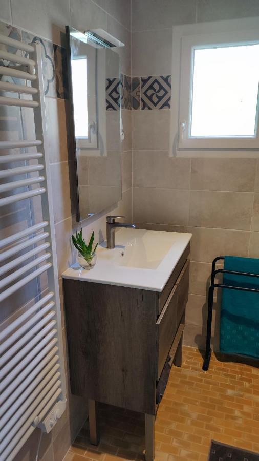 סן-ג'ורג'-דולרו Maison A 8 Min A Pied De La Plage Avec Jardin Clos Et Ombrage מראה חיצוני תמונה